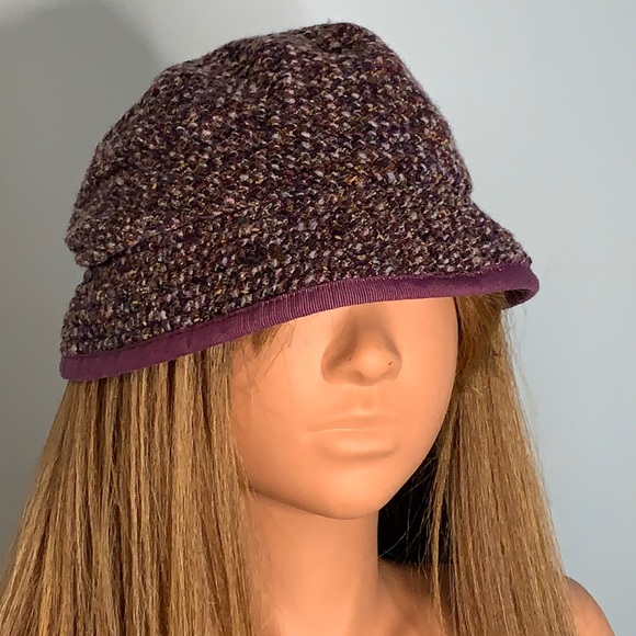 Fabrizo o Bernardí wool blend tweed hat made in Italy - Picture 1 of 7